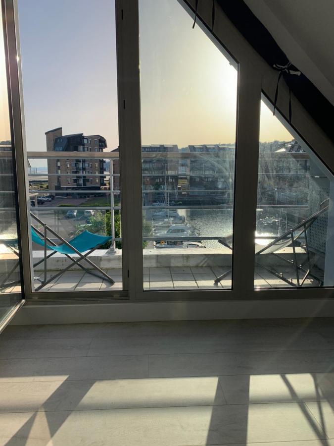 Blue Bay Studio Terrasse 도빌 외부 사진